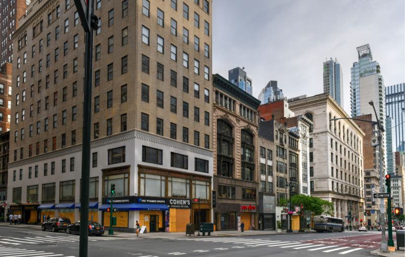 new york, closed stores